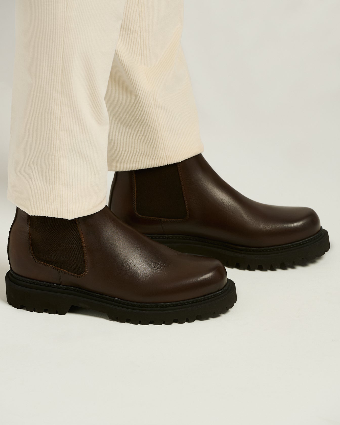 CALFSKIN CHELSEA BOOT