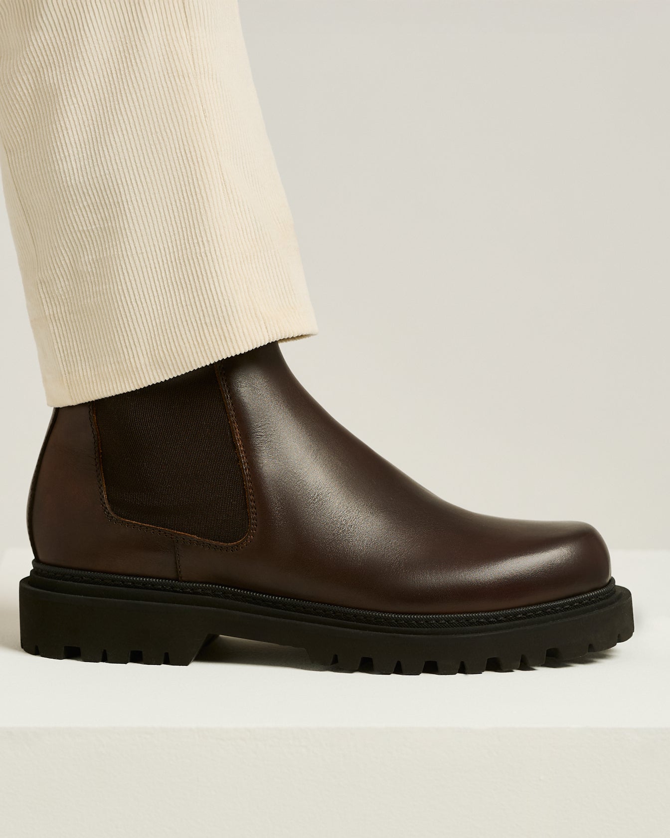 CALFSKIN CHELSEA BOOT