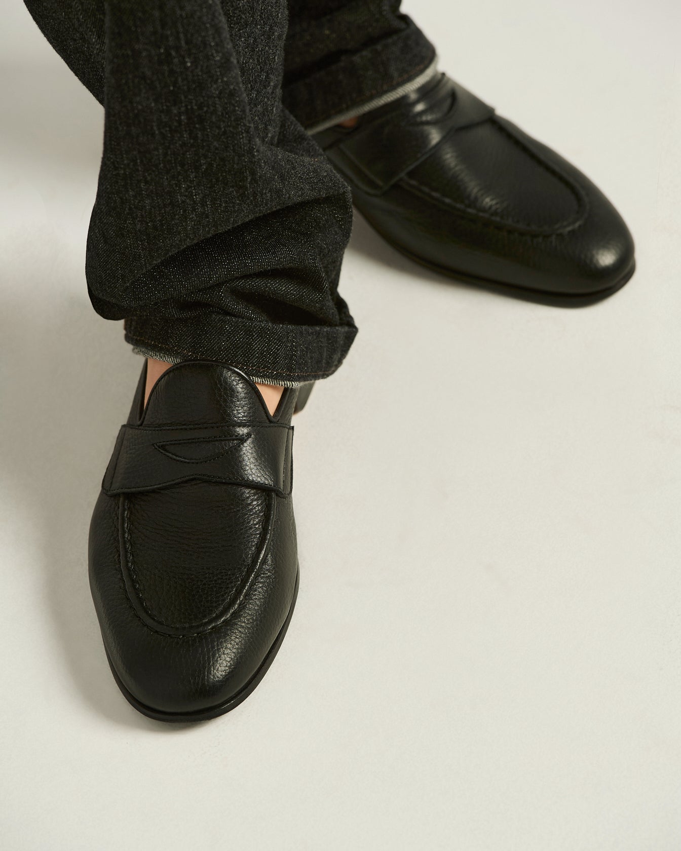 GRAINED LEATHER LOAFERS