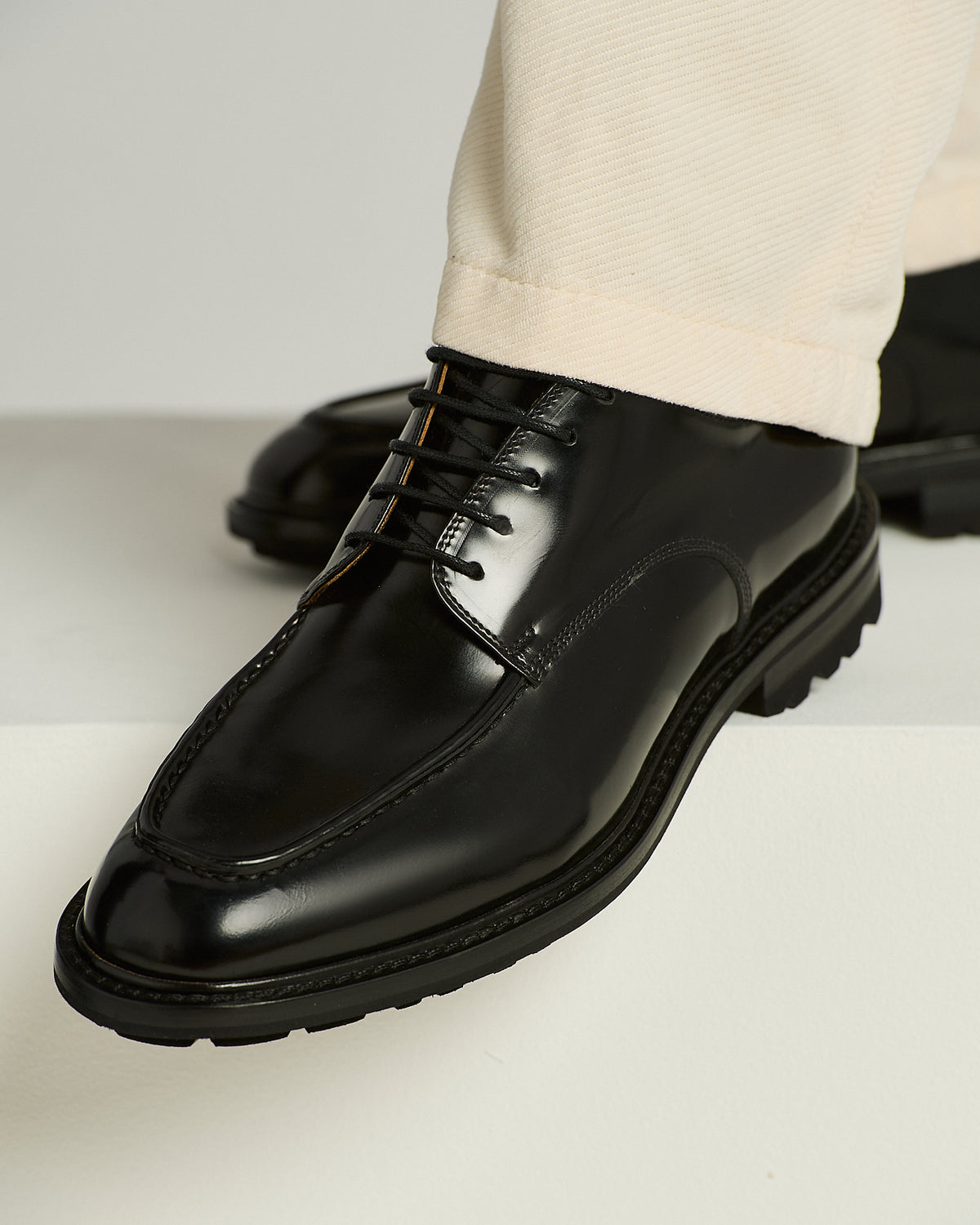 BLACK BRUSHED CALFSKIN DERBY SHOES WITH LUG SOLE 4
