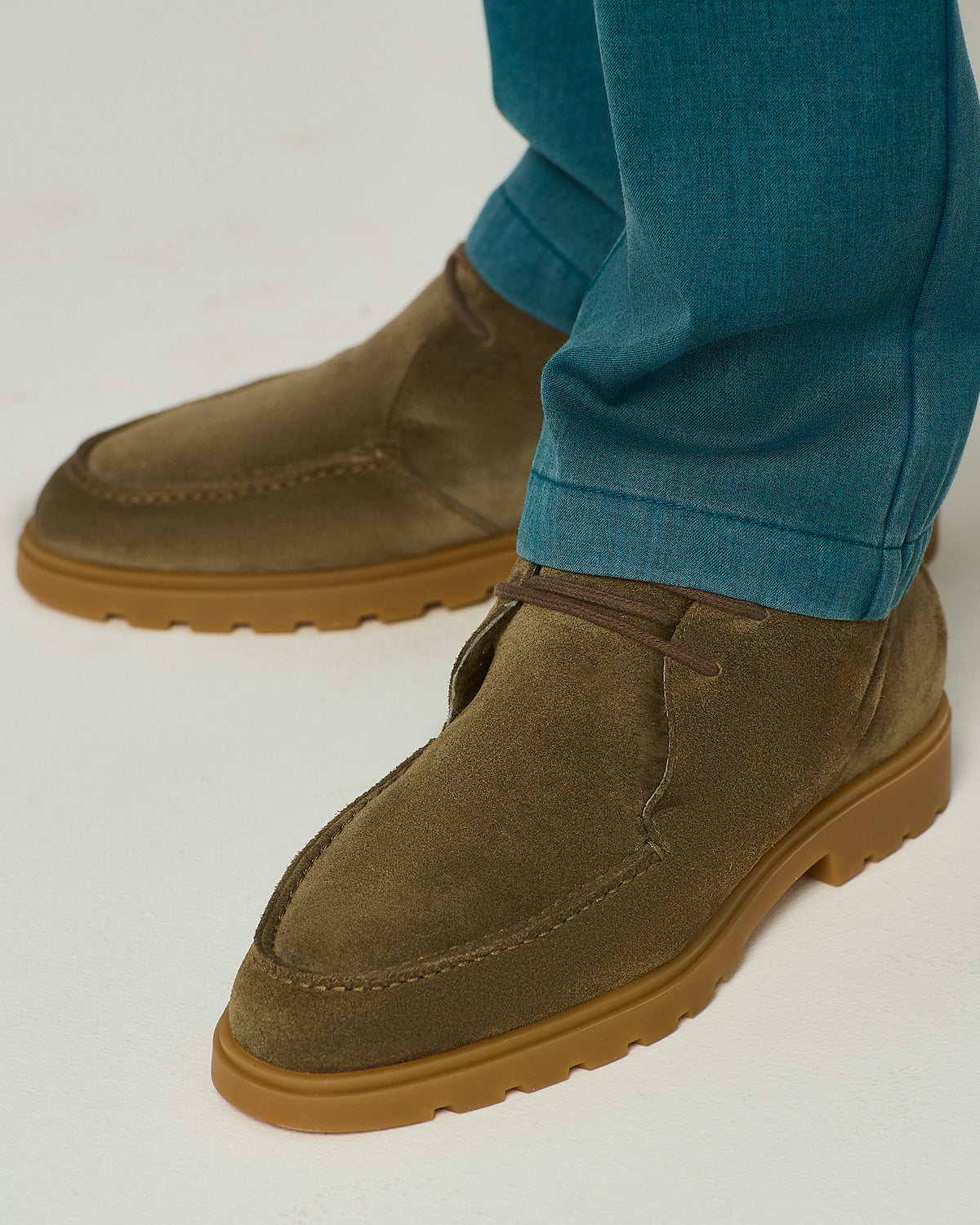 MUD SUEDE HIGH-TOP SHOES WITH SHEARLING LINING AND LUG SOLE 4