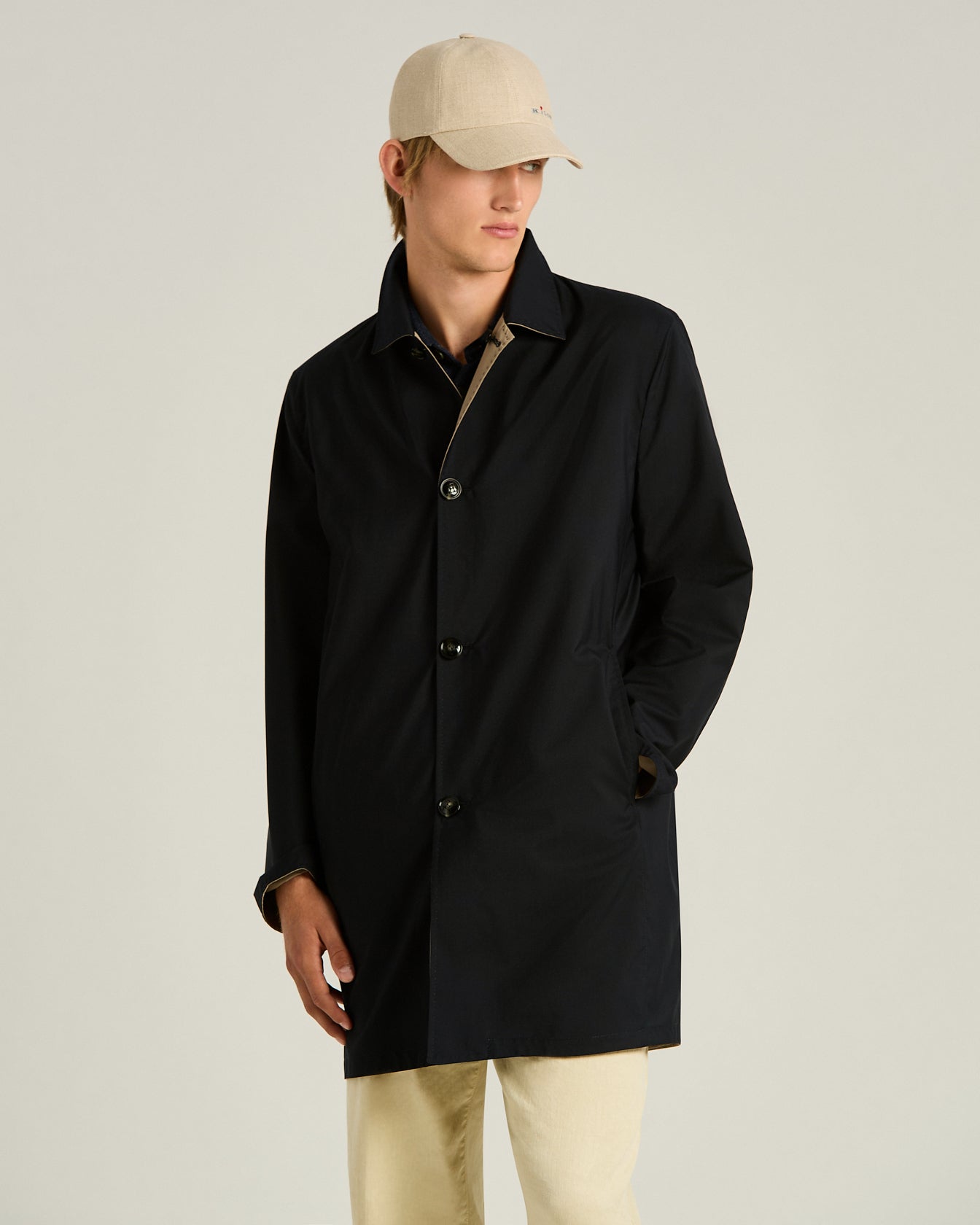 REVERSIBLE WOOL AND SILK OVERCOAT
