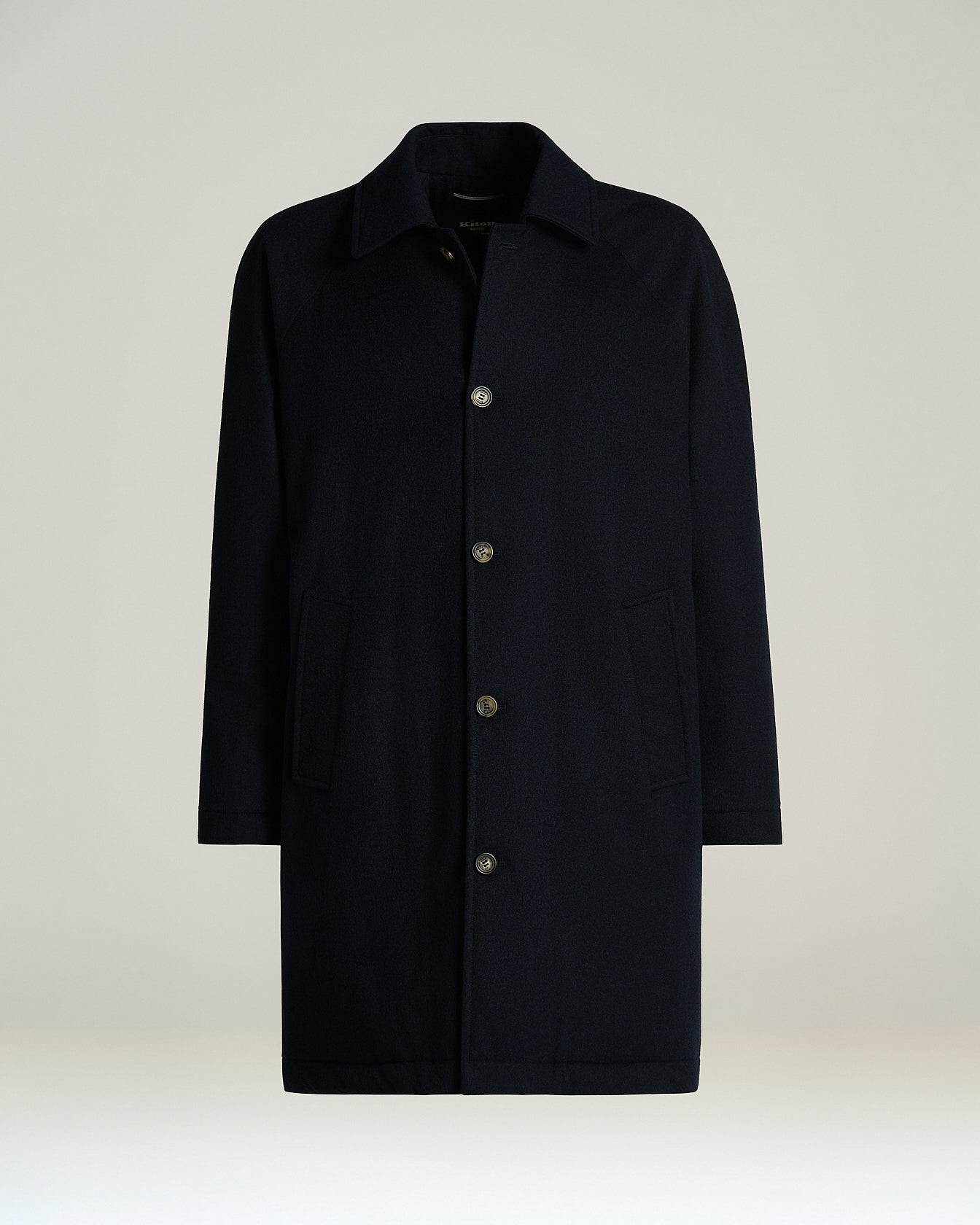 PURE CASHMERE OVERCOAT WITH CLEAN LINES