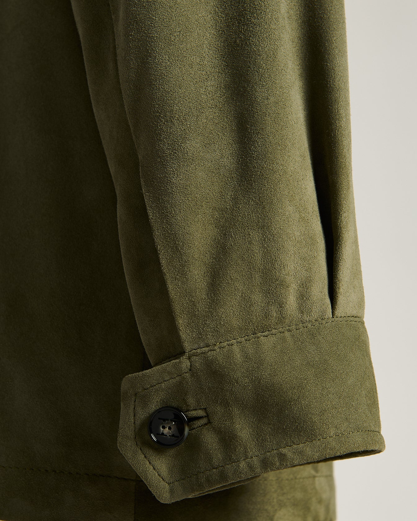 SUEDE LEATHER JACKET WITH CLEAN LINES