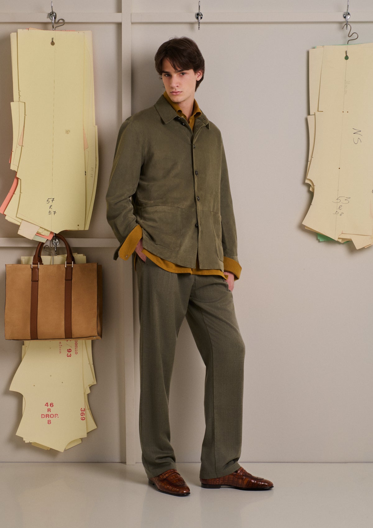 SUEDE LEATHER JACKET WITH CLEAN LINES