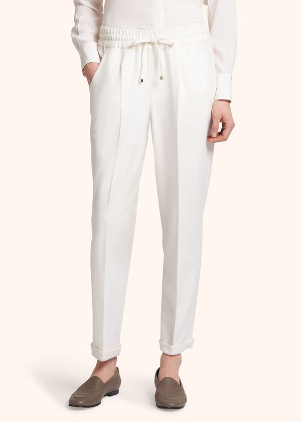 Kiton white trousers for woman, made of cashmere - 2