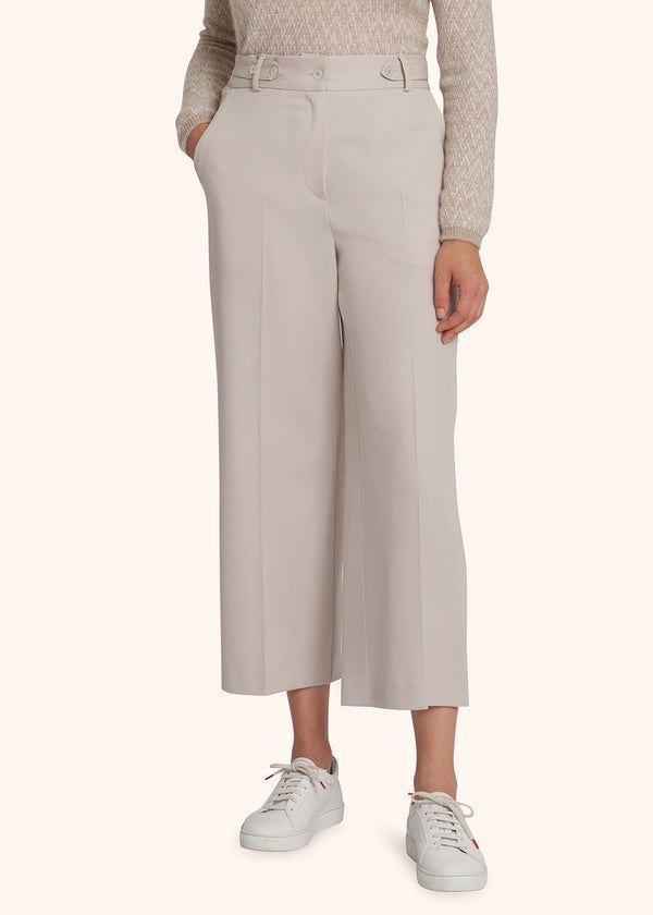 Kiton beige trousers for woman, made of virgin wool - 2